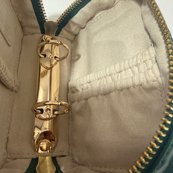 Trish McEvoy Makeup Planner, dark green Green Croc-Embossed. In New conditions - Picture 9 of 12